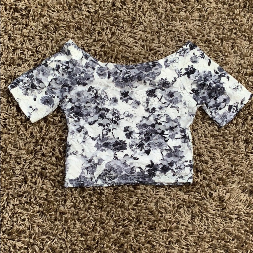 Abercrombie crop top